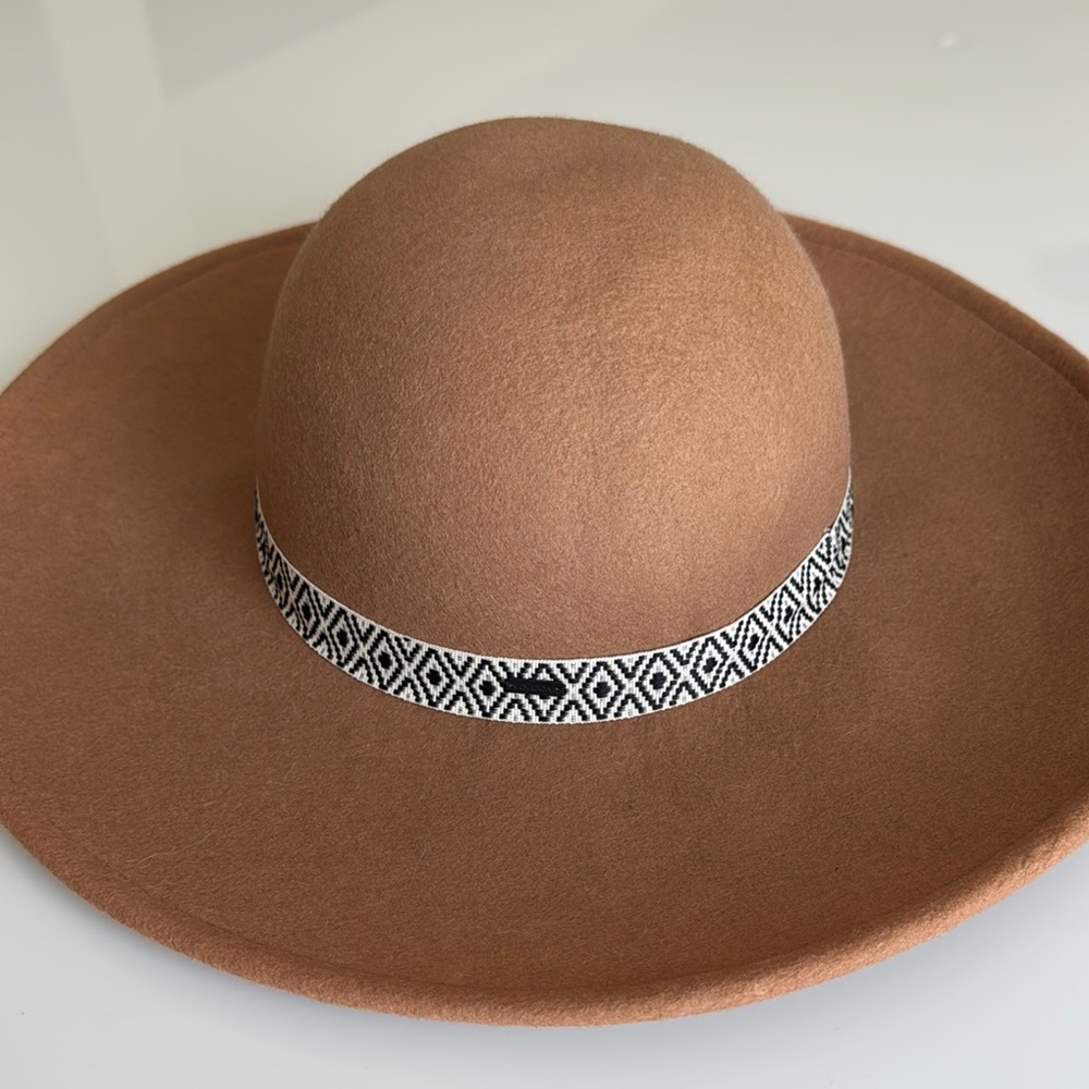 Volcom 100% Wool Elegant Brown Wide-Brim Hat with Patterned Band
